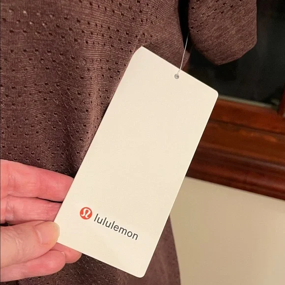 Brand new with tags lululemon athletica Maroon Short Sleeve Tee - Picture 6 of 9